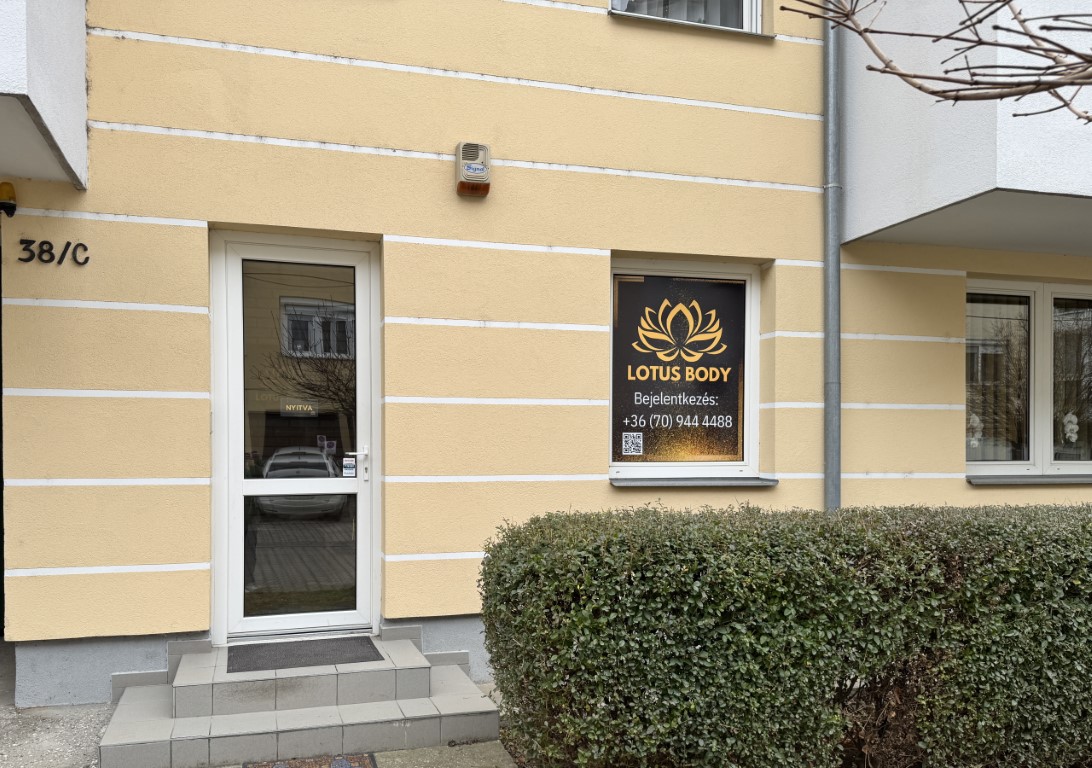 Exkluzív testkezelések Győrben! Relaxáció, feszesítés és teljes feltöltődés prémium módszerekkel! 📍 Lotus Body, Babits Mihály utca 38/C. ☎️ +36 70 944 4488